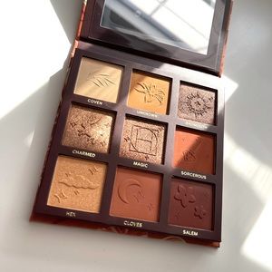 Hipdot Witchy Warms Eyeshadow Palette